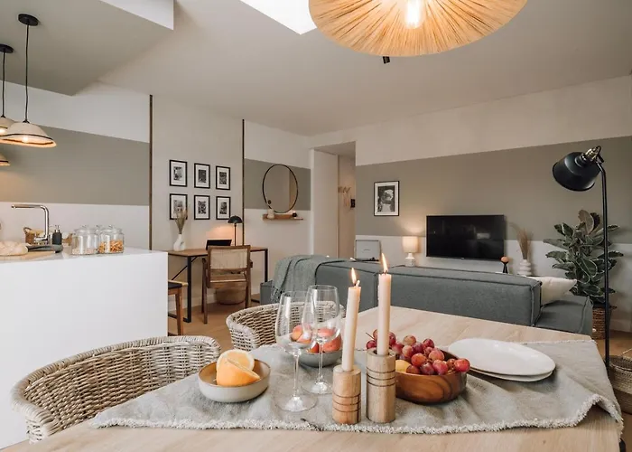 Procida - 1 Bedroom And Pool In Santo Antonio *