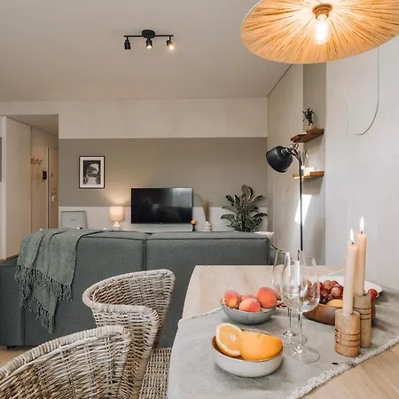 Procida - 1 Bedroom And Pool In Santo Antonio * Lisboa